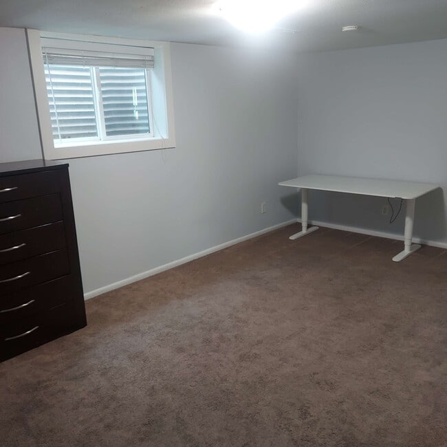 Building Photo - 575 S 1200 W
