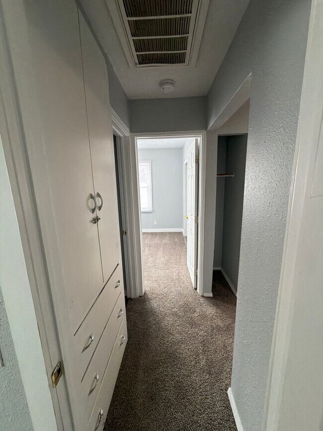 Foto del edificio - Welcome Home! Don’t Miss This One