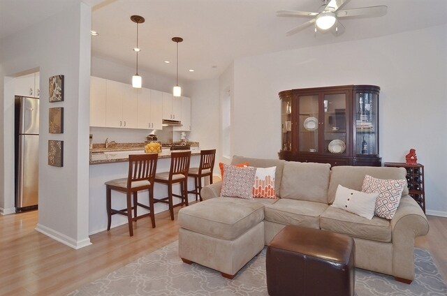 Foto del edificio - 4354 N Kenmore Ave