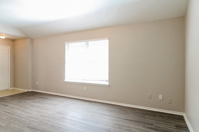 Foto del edificio - 1434 Glasholm Dr