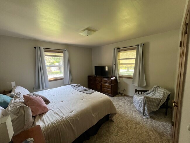 Master Bedroom - 11204 E 45th St