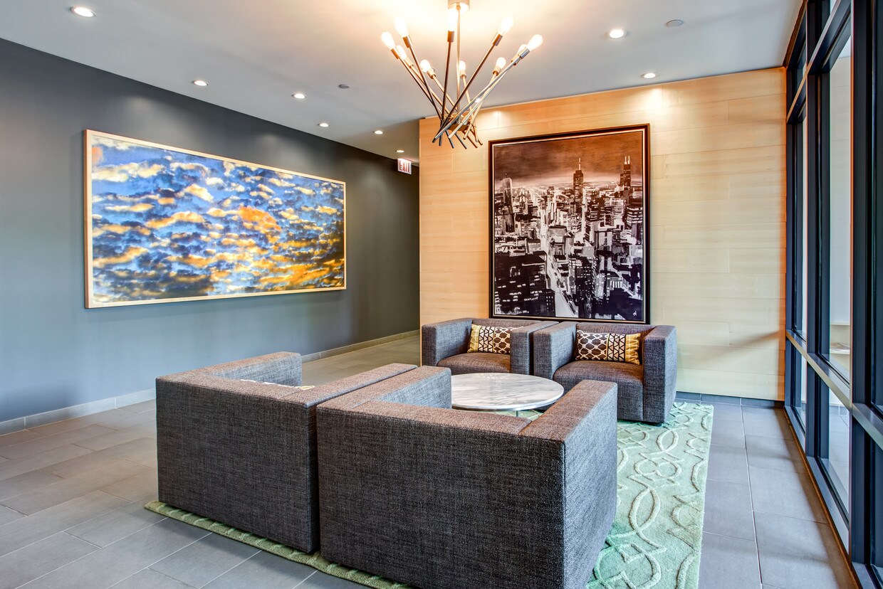 1717 Apartments Evanston, IL