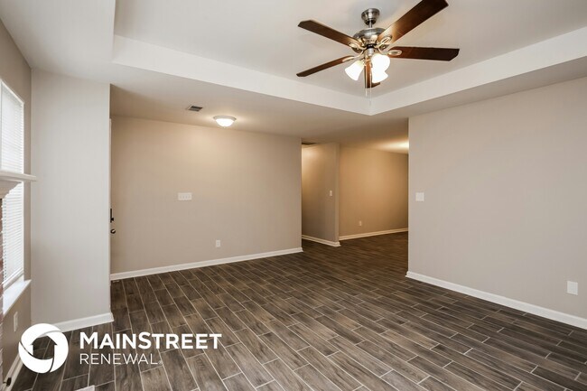 Foto del edificio - 6885 Bannister Park Ln