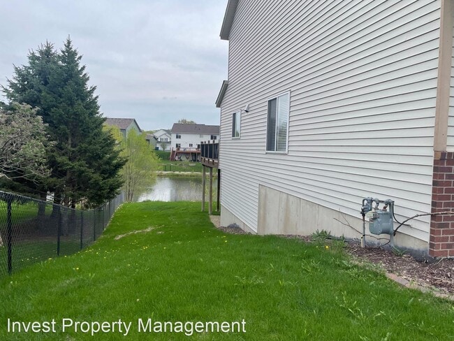 Building Photo - 3 br, 2.5 bath House - 2052 Mathias Road