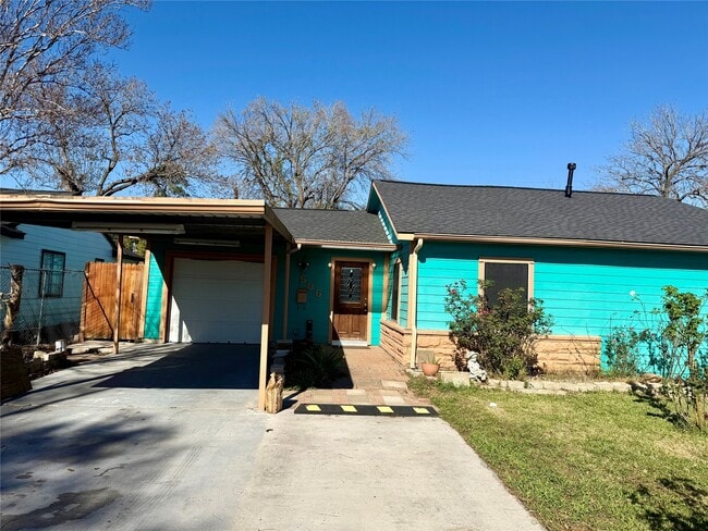 Building Photo - 506 Ogilvie St