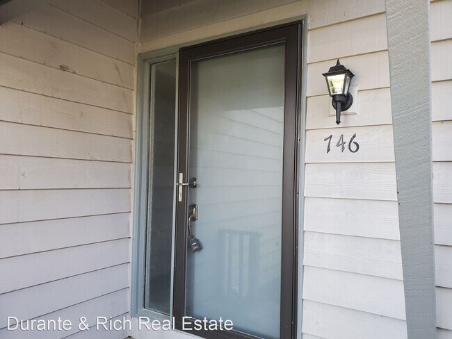Building Photo - 2 br, 2 bath House - 746 Chandler Road