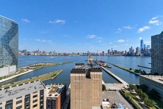 Building Photo - 20 Newport Pkwy
