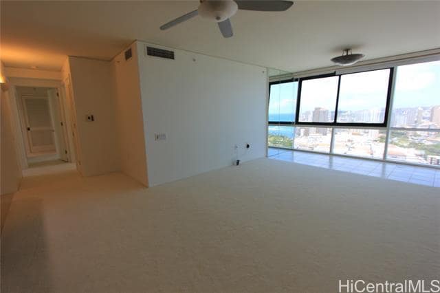 Building Photo - 88 Piikoi St