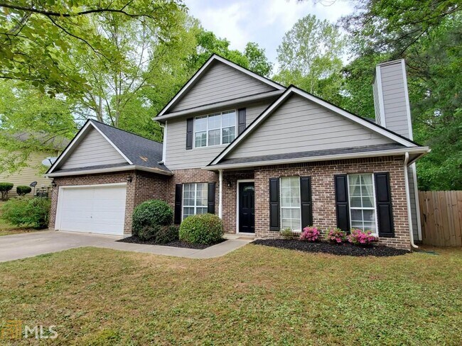Building Photo - 2735 Trotters Pointe Dr