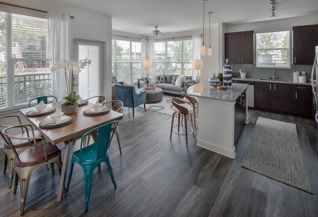 Building Photo - Maitland Pointe