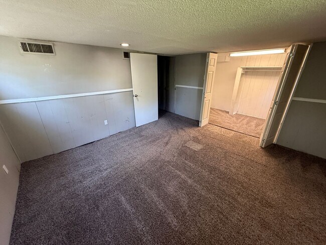 Foto del edificio - 4214 Hardesty Ave