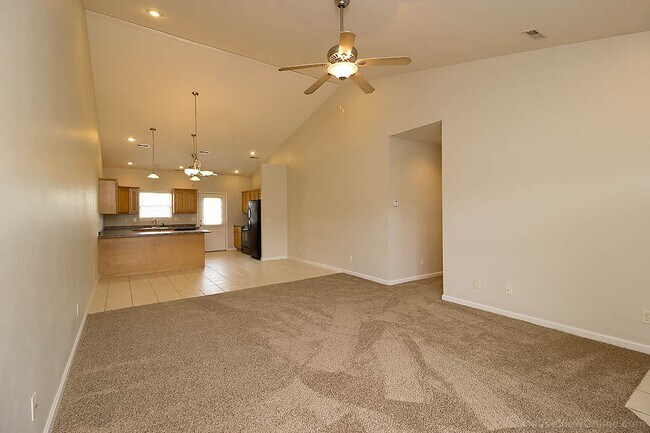 Building Photo - Duplex in Cape Girardeau