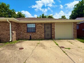 Building Photo - 6246 Erin Dr