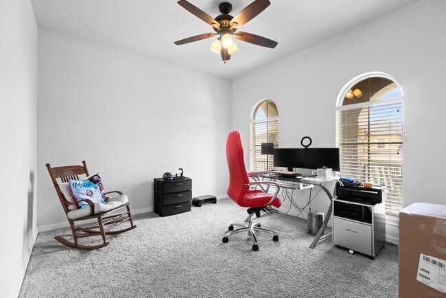 Foto del edificio - 2831 Elm Tree Park