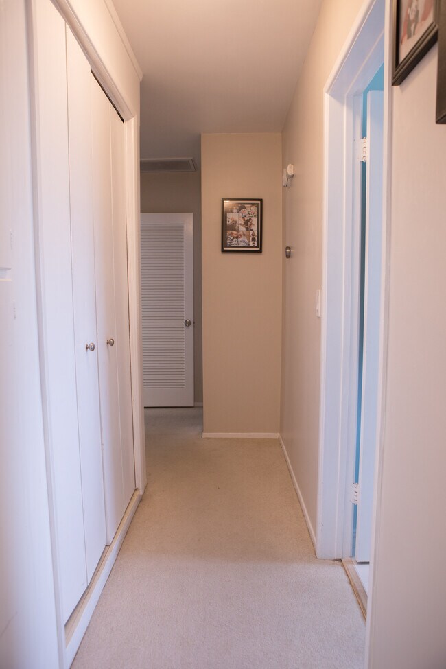 Building Photo - 4415 Wyncrest Way