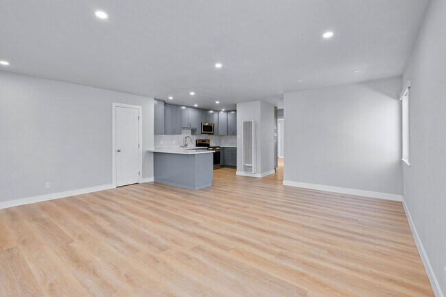 Foto del edificio - 1305-1321 Laurel Street