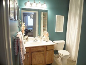 Bathroom Mirrors Louisville Ky shadow ridge rentals - louisville, ky | apartments Bathroom Mirrors Louisville Ky shadow ridge rentals - louisville, ky | apartments
