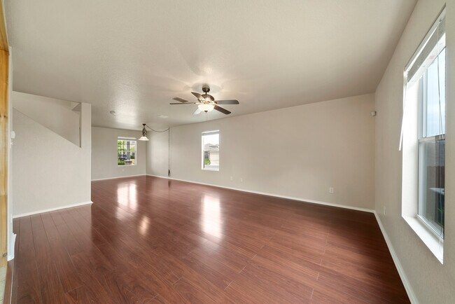 Foto del edificio - 3815 Mahogany Cove