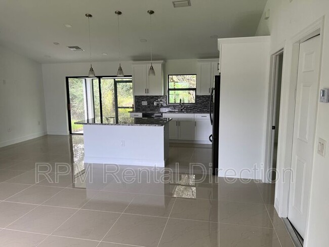 Foto del edificio - 2601 E 18th St