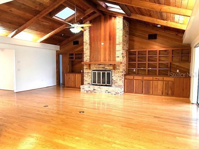 Foto del edificio - 2028 Benford Ave