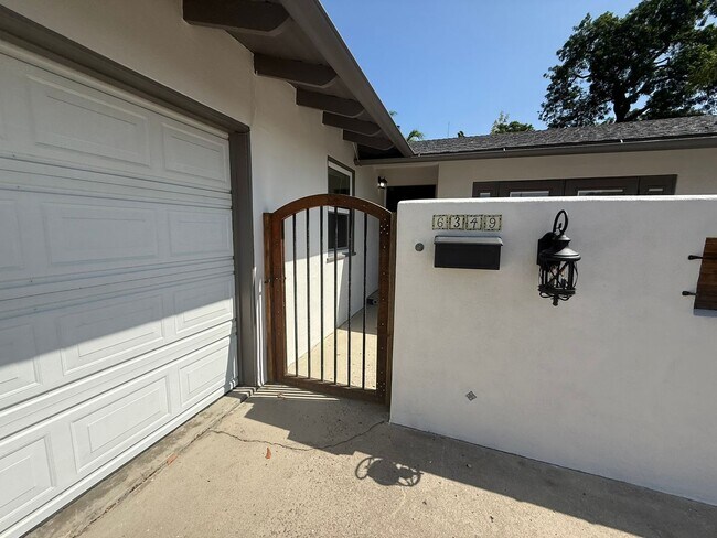 Foto del edificio - Charming 3BR/1.5BA Home for Rent in San Ca...