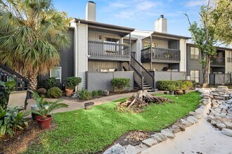 Building Photo - 9009 Richmond Ave.