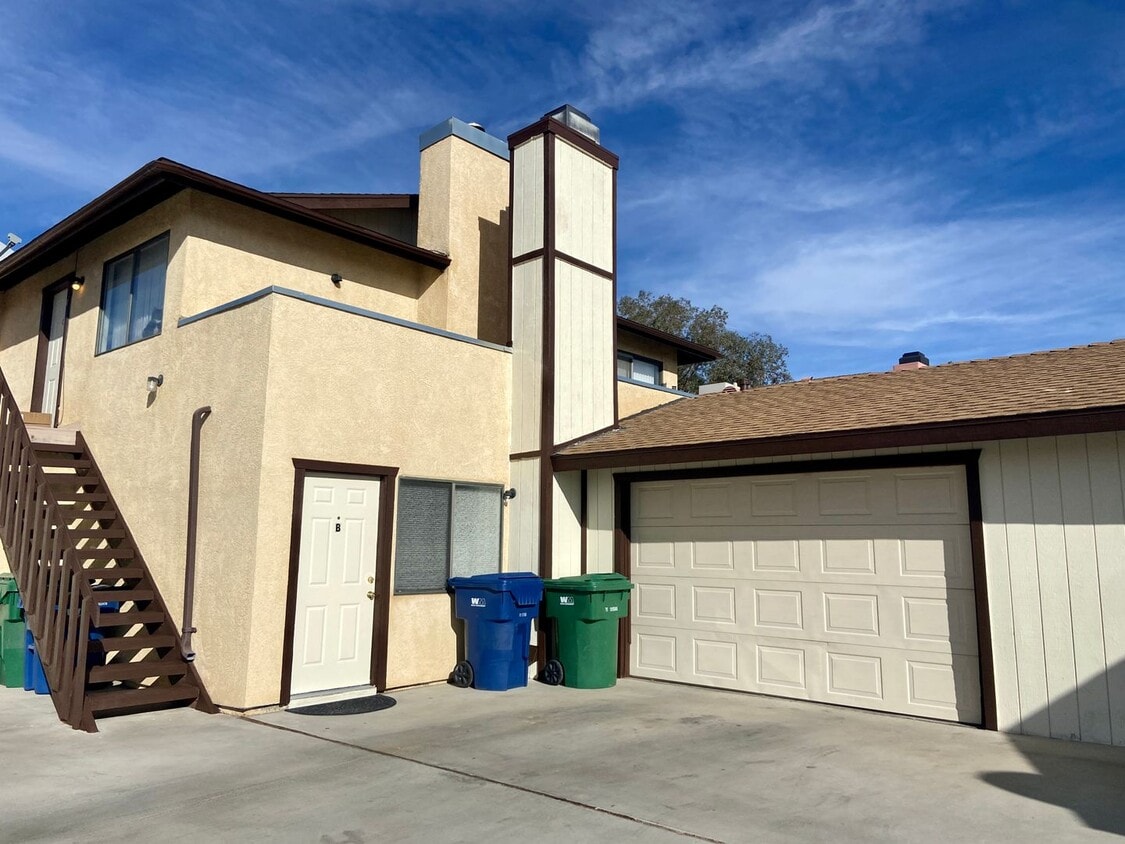 1000 W Graaf Ave Unit B, Ridgecrest, CA 93555 Room for Rent in