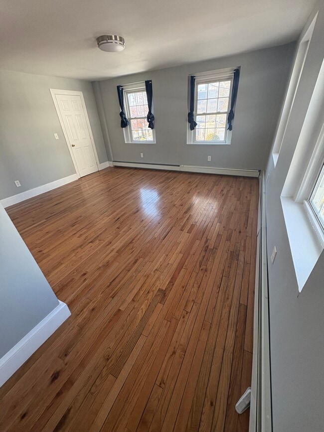 Bedroom 1 - 3 Oak St