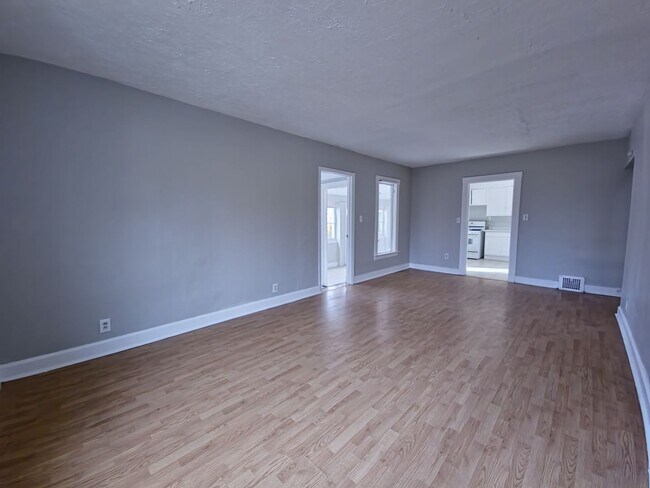 Foto del edificio - 4321 Storer Ave, Cleveland, OH 44109