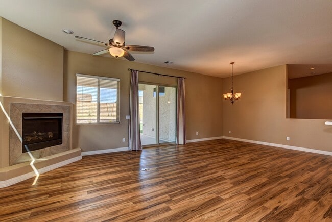 Building Photo - 3+den, 2 bath home for rent in Granville