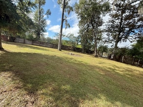 Building Photo - 1020 Longstreet Dr