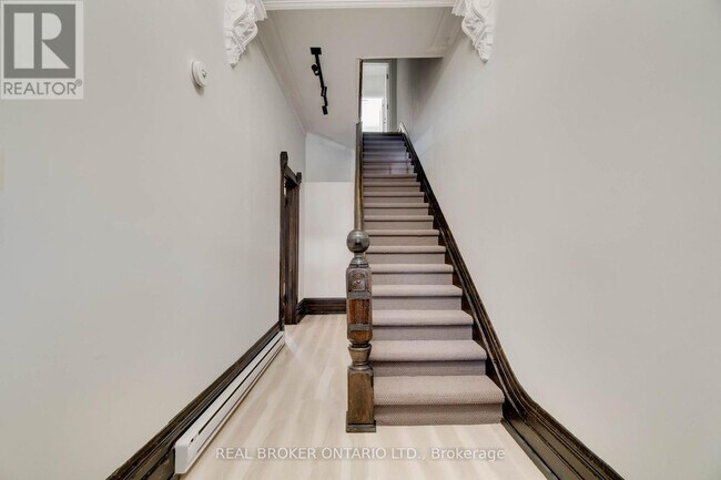 Photo du bâtiment - 19 Grange Ave