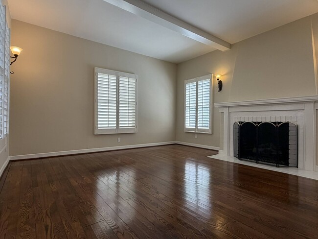 Interior Photo - Lindbrook Manor Apartments