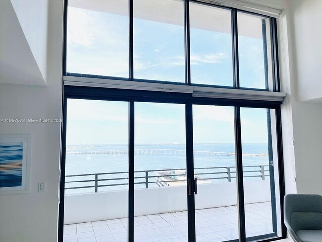 Foto del edificio - 151 SE 15th Rd