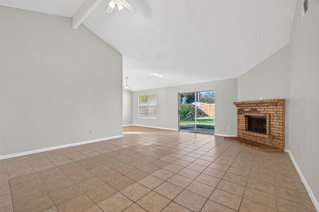 Foto del edificio - 5211 Devon Green Dr