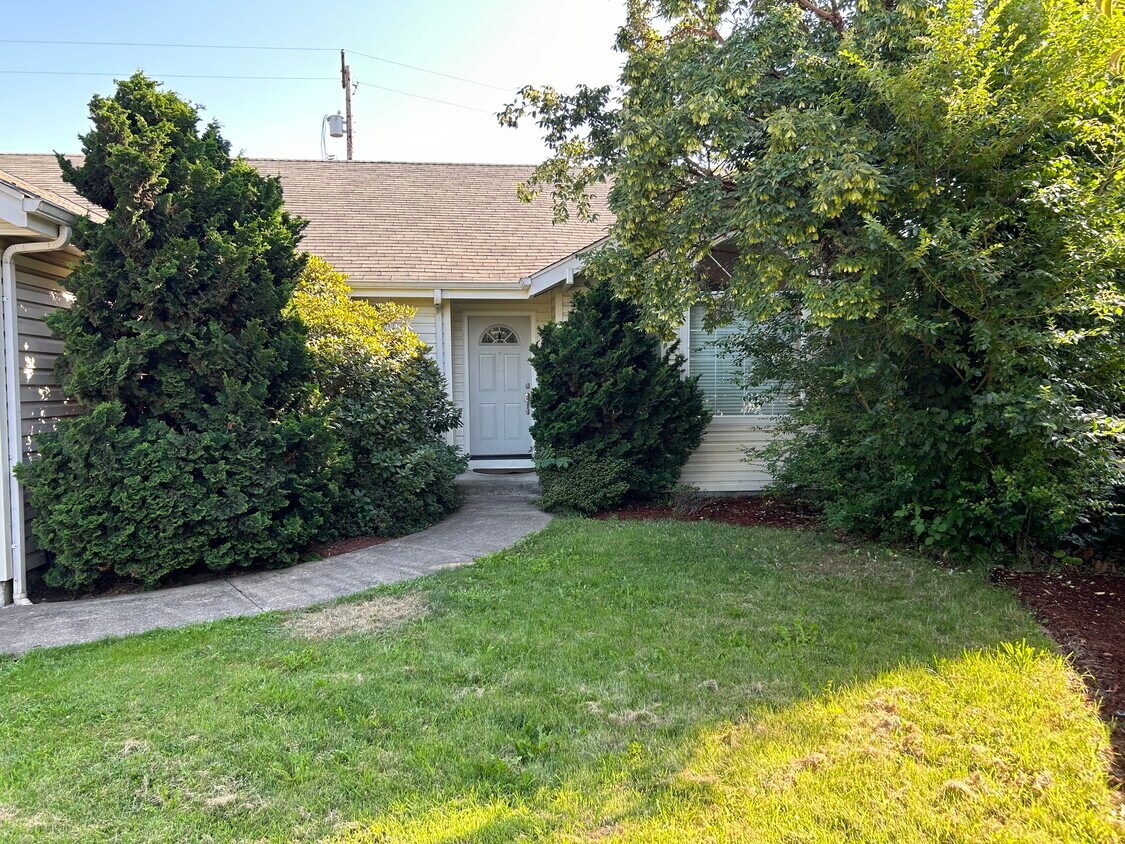 Foto principal - 2842 Shirley St