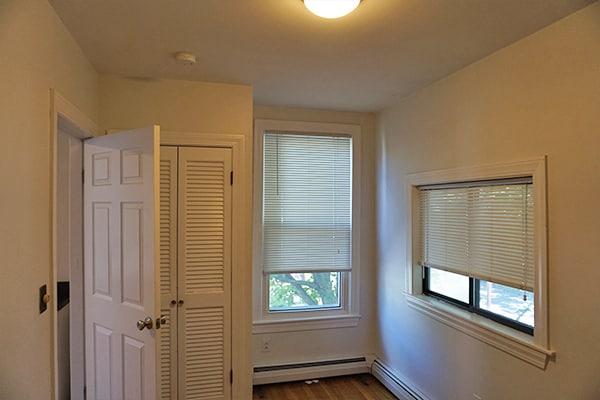 Building Photo - 145 Brown St