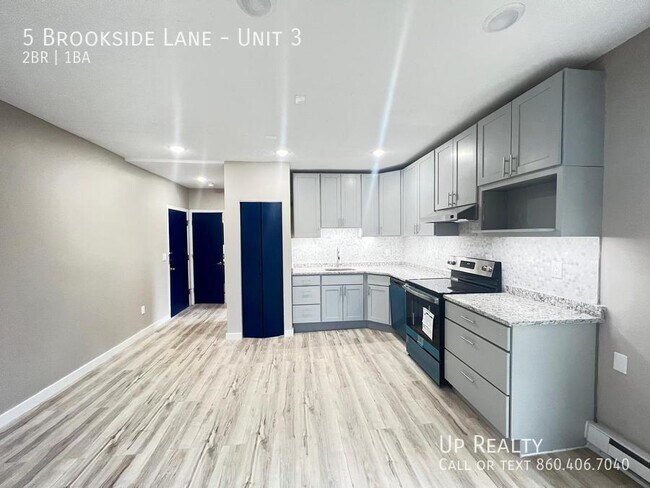 Building Photo - 5 Brookside Ln