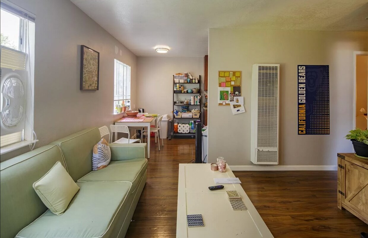 Foto principal - 2537 Fulton St