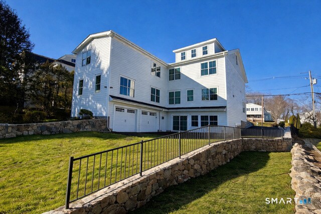 Foto del edificio - 119 Harrison Ave