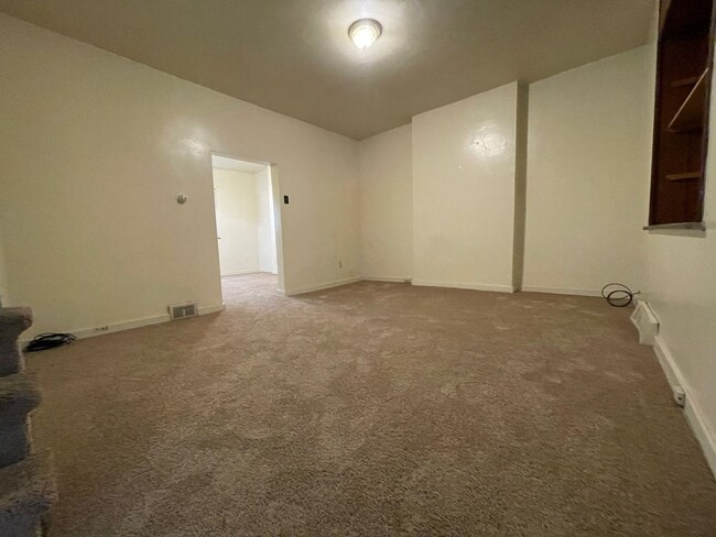 Photo - Spacious 3 Bedroom Oakland Townhouse with ...
