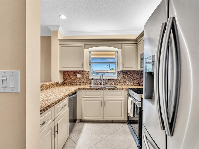 Foto del edificio - 333 SE 20th Ave