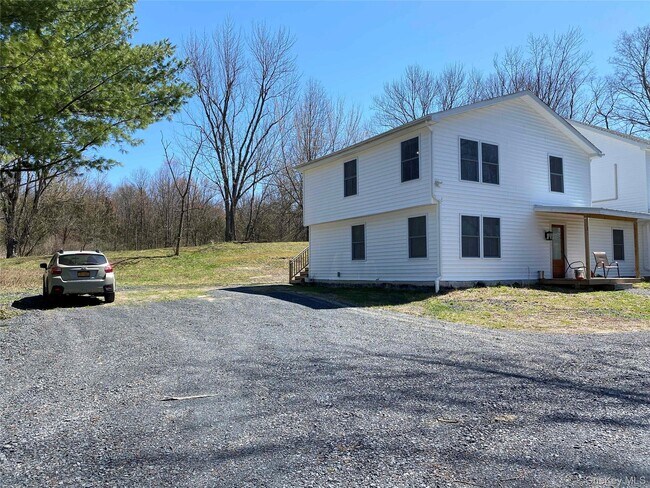 Building Photo - 230 NY-32 N