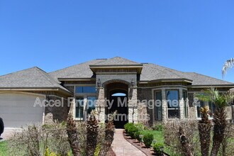 Building Photo - 10210 N 28th Ln