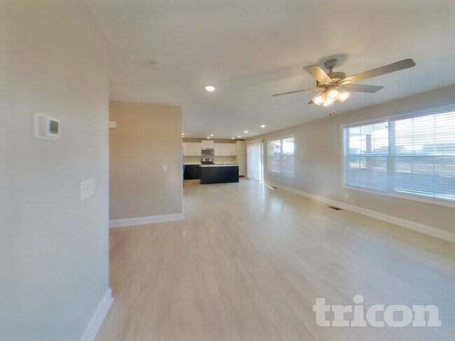 Building Photo - 1308 Shaughnessy St