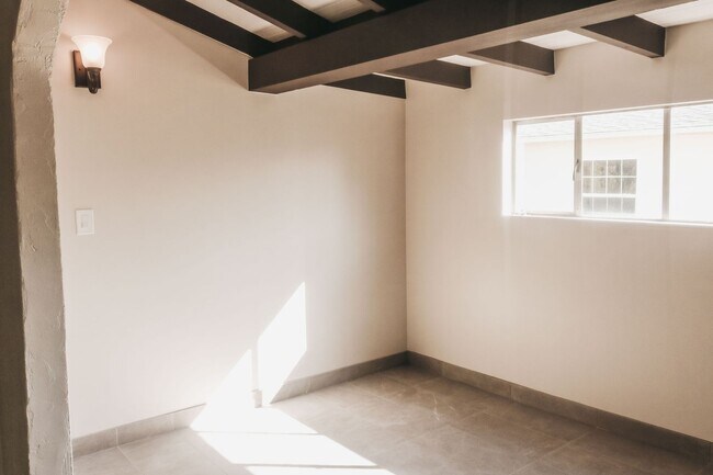 Foto del edificio - Belmont Shores Beachside Living – 3 Bed / 2 Bath