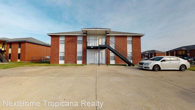 Foto del edificio - 2 br, 1 bath House - 5705 Greengate Dr #D