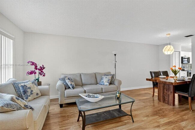 Foto del edificio - 14076 S Forest Oak Cir