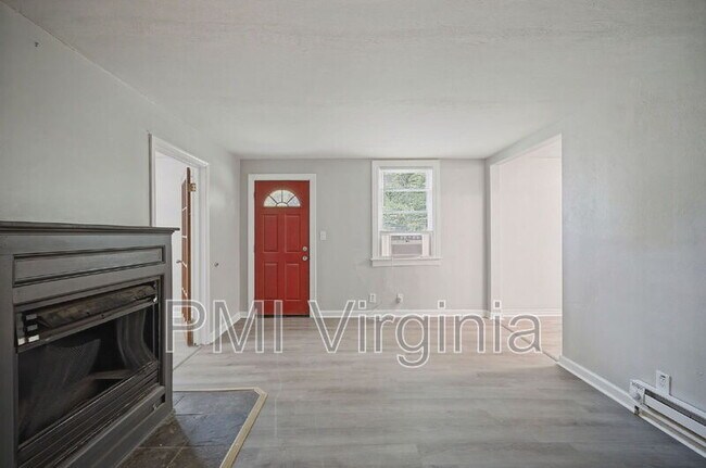 Foto del edificio - 3407 Essex Cir