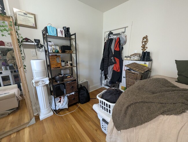 Foto del edificio - Fully Renovated Studio in Albany Park! Gre...